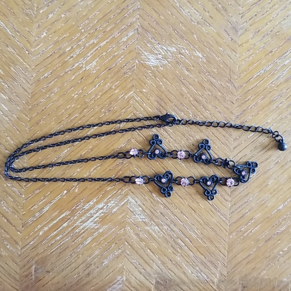 Romantic Black and Pink Heart Necklace / Choker - Picture 5 of 8
